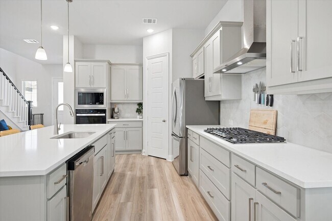 Building Photo - 7207 Daytona Mews