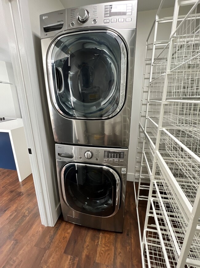 Building Photo - 2251 38th Ave