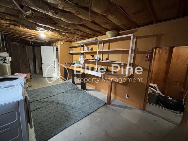 Building Photo - 2014 Tiffany Dr