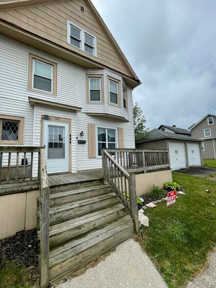 Building Photo - 127 Taunton Pl