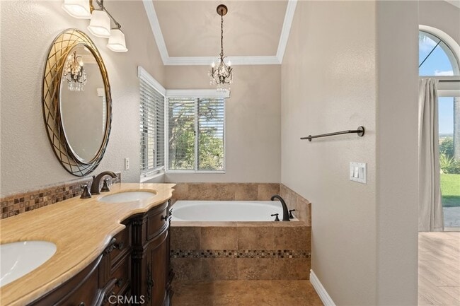 Building Photo - 6430 Regents Ct
