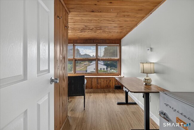 Building Photo - 440 Evergreen Ave