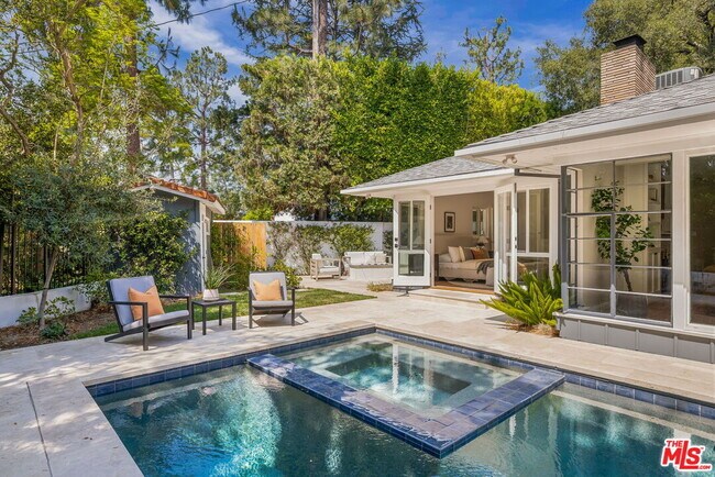 Building Photo - 11349 Canton Dr