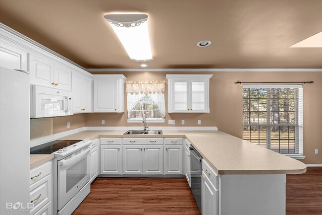 Building Photo - 406 Lavita Dr