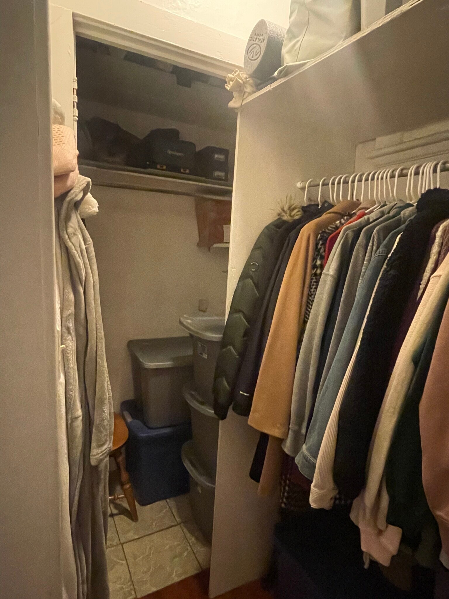 Building Photo - 890 Lancaster St