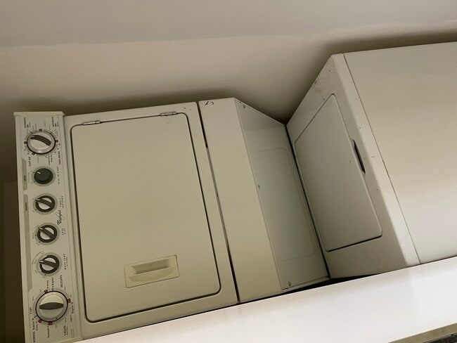 Building Photo - 10461 S Corliss Ave