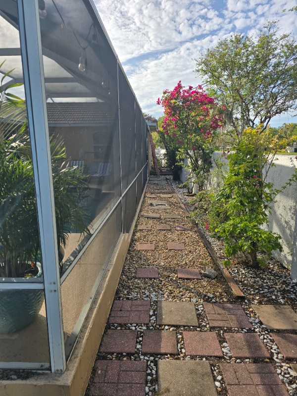 Building Photo - 4947 Cedar Oak Wy