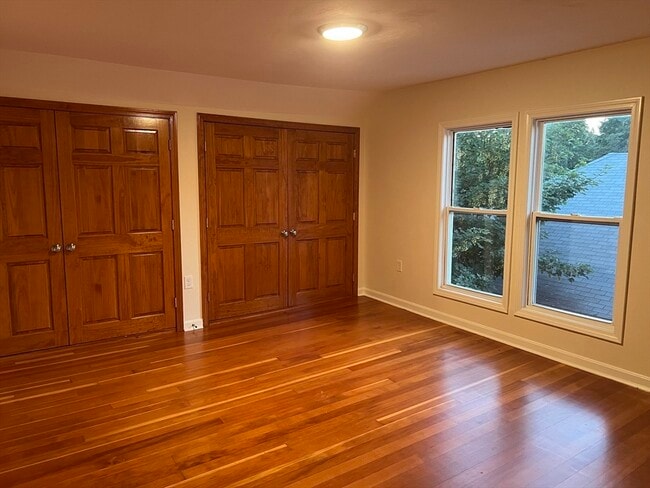 Building Photo - 194 Auburn St