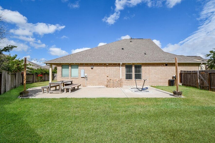 Building Photo - 27403 Bentridge Park Ln