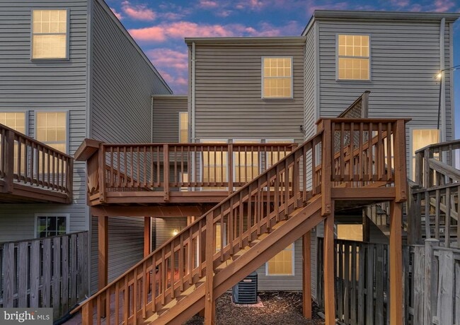 Building Photo - 7102 Finch Ln