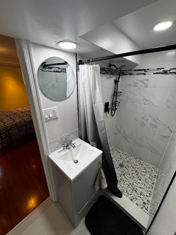 Building Photo - 4008 24th Ave