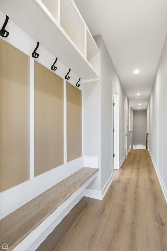 Building Photo - 2718 Budd St