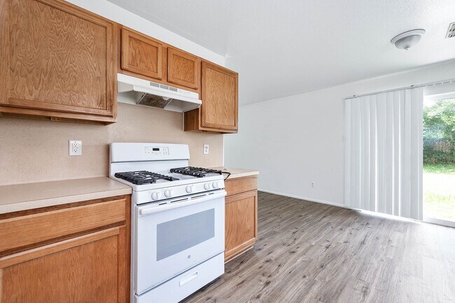 Building Photo - 4114 Heritagestone Dr