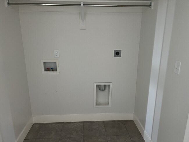 Building Photo - 3636 W 2280 N