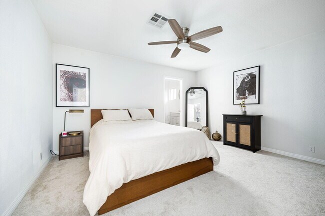 Building Photo - 53680 Avenida Montezuma