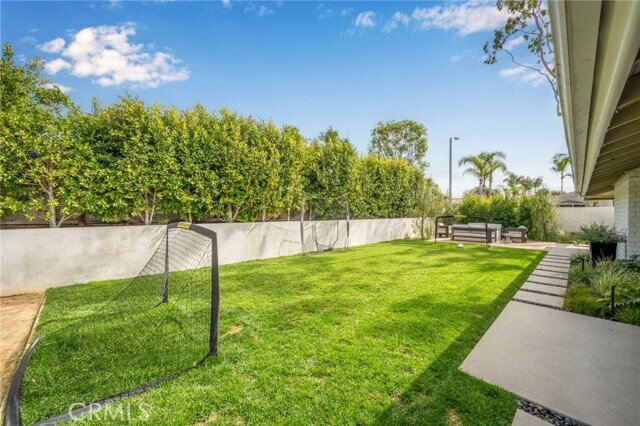 Building Photo - 1800 Glenwood Ln