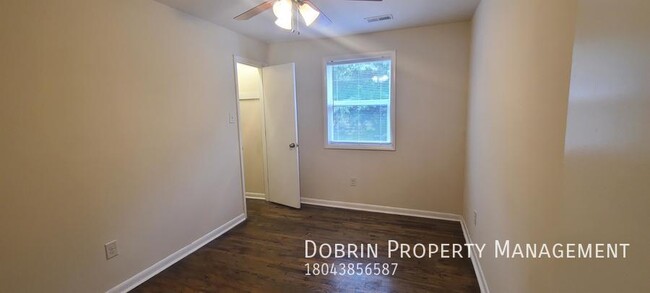 Building Photo - Renovated 4BD with BAR: CLOSE TO VCU