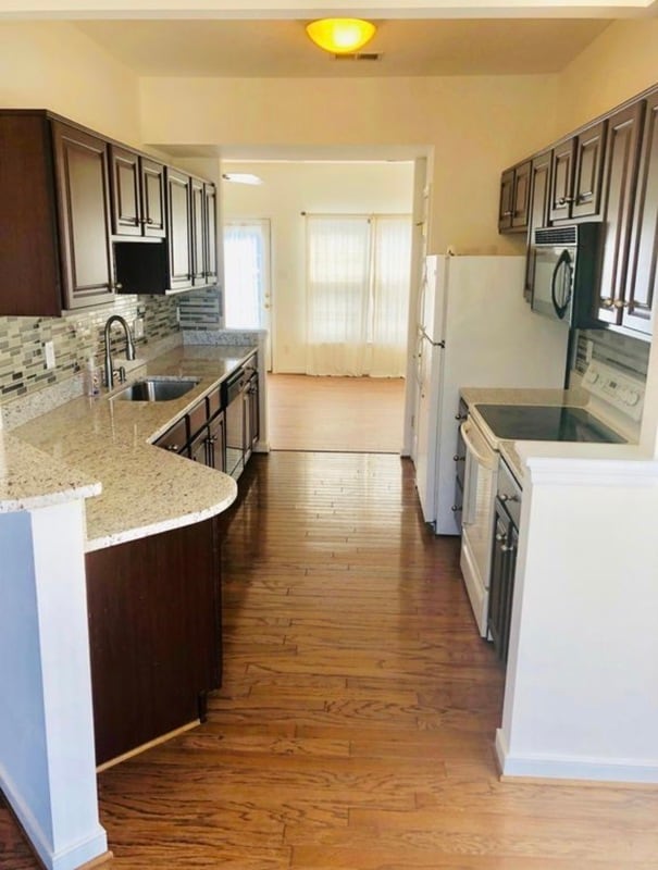 Building Photo - 1107 Magnolia Pointe Blvd