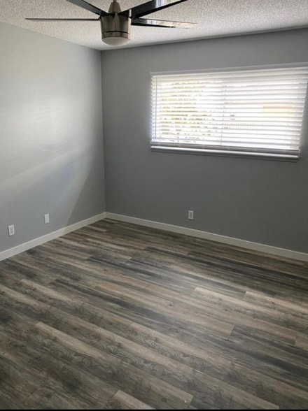 Building Photo - 2729 W Yale Ave