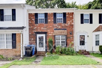 Building Photo - 4705 White Tail Ct