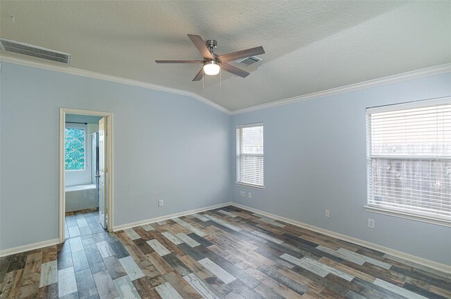 Building Photo - 25315 Sierra Woods Ln