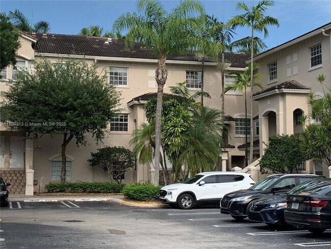 Building Photo - 5600 NW 114th Pl