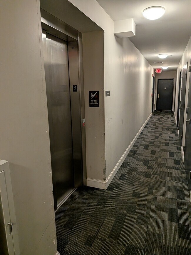 Building Photo - 18 Canfield St