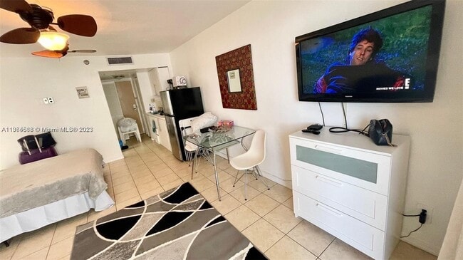 Building Photo - 19201 Collins Ave