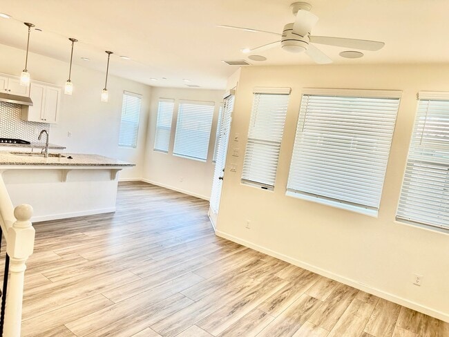 Building Photo - Newly Built 3/2.5 Bonadelle Home in Riverstone Community