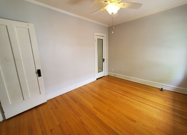 Building Photo - 5641 N Magnolia Ave