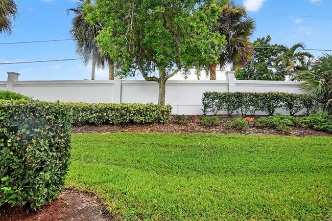 Building Photo - 22120 Majestic Woods Way
