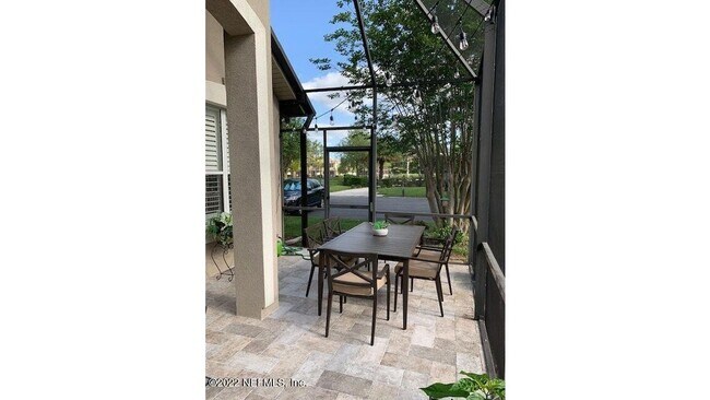 Building Photo - 212 Island Green Dr