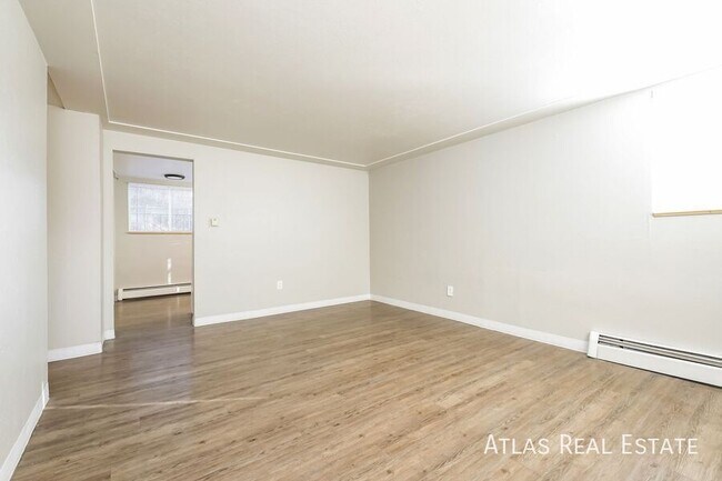 Building Photo - 6035 W 39th Ave