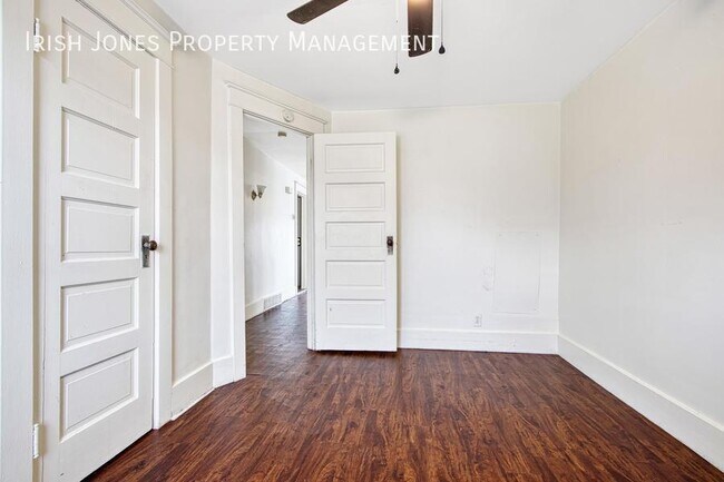 Building Photo - 137 Wilkes Ave