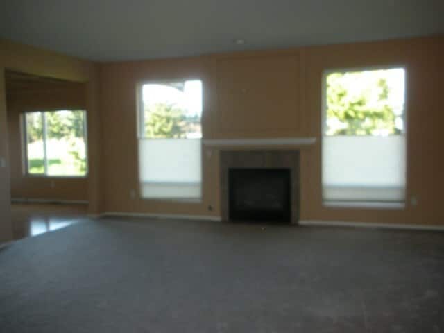 Building Photo - Sunland Townhome for Lease
