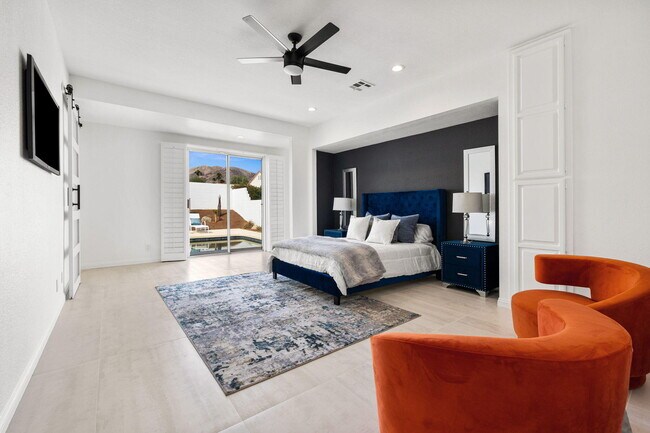 Building Photo - 47215 Heliotrope Dr