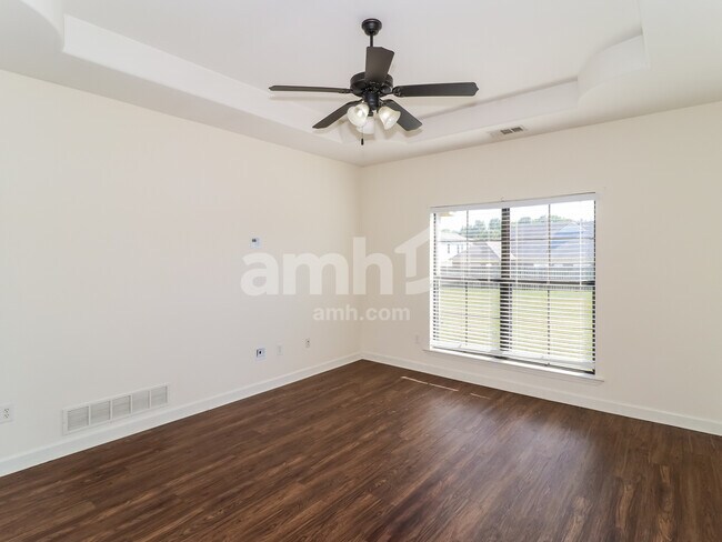 Building Photo - 6329 Asbury Pl