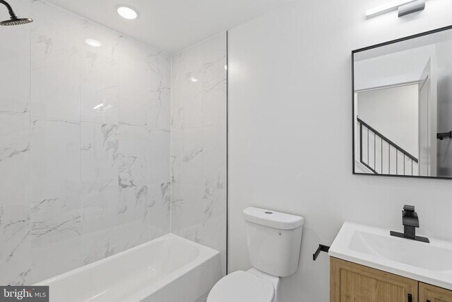 Building Photo - 2534 N 11th St