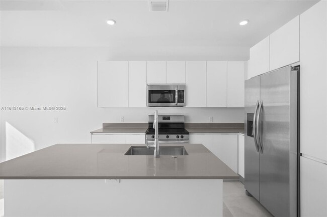 Building Photo - 34524 SW 190th Ave