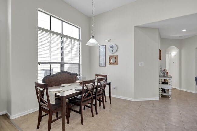 Building Photo - 29705 Meridian Hill Dr