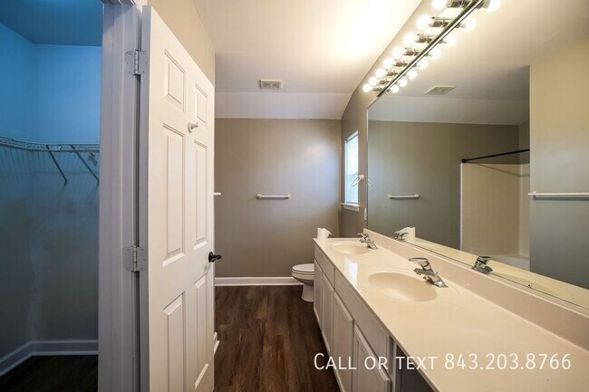 Building Photo - 9592 Crosscut Dr