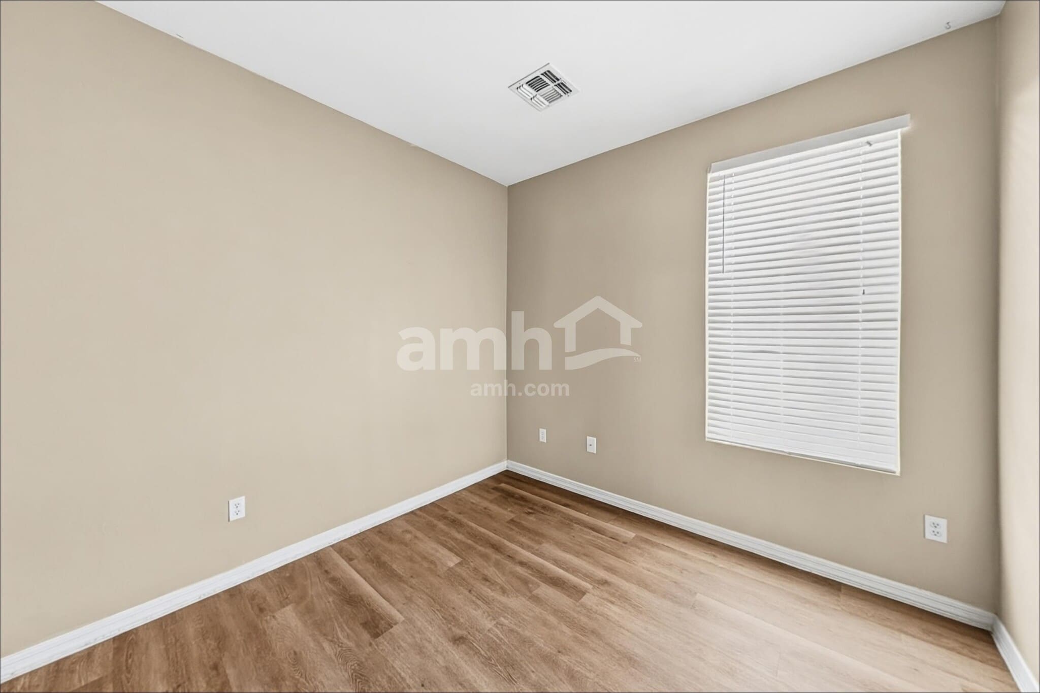 Building Photo - 8280 W Redshank Dr