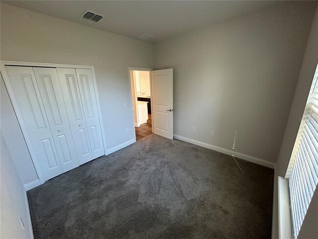 Building Photo - 20 Whittlesey Ln