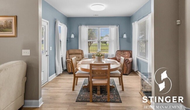 Building Photo - 44 Saluda Way