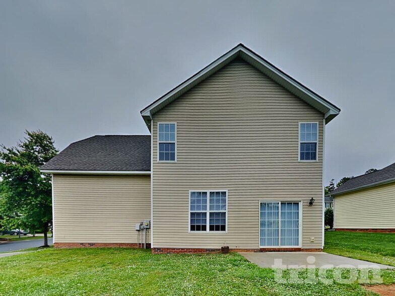 Building Photo - 2755 Gusty Ln