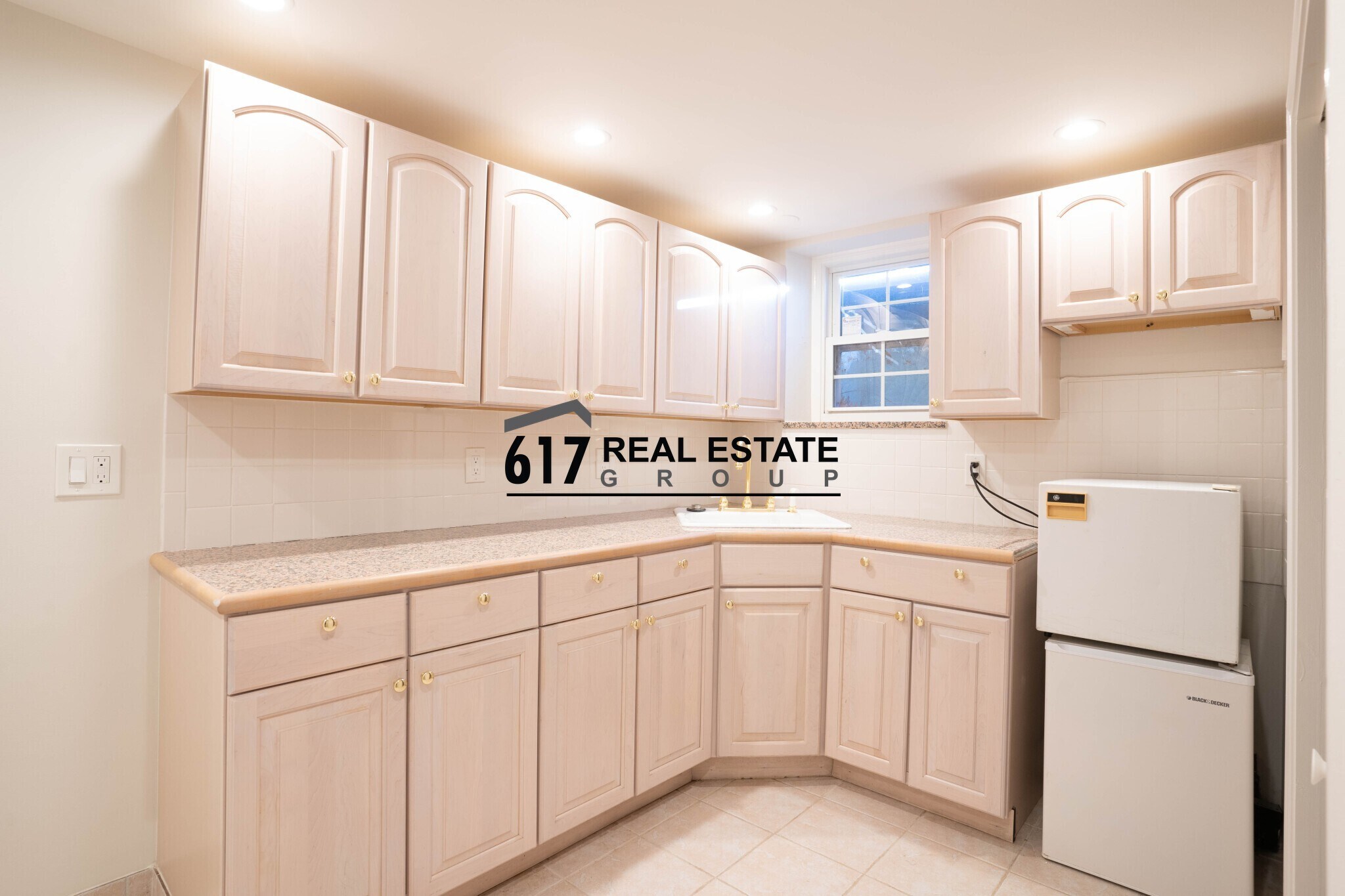 Building Photo - 40 Puddingstone Ln