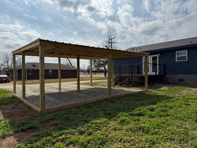 Building Photo - 503 Perkins St