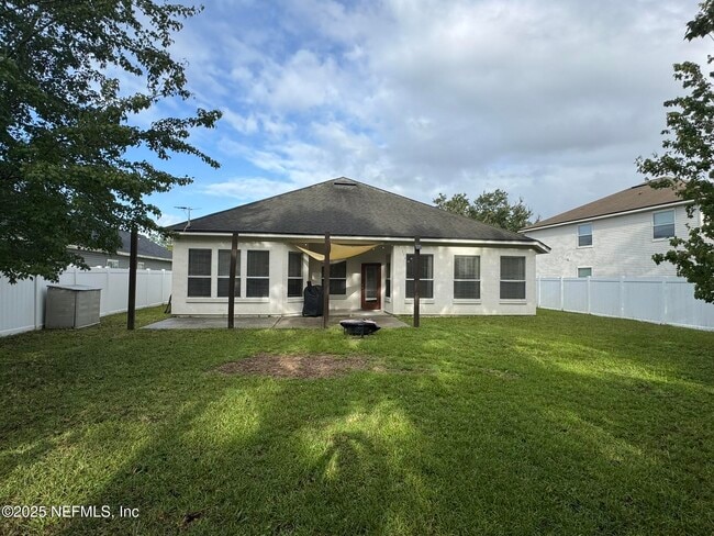 Building Photo - 95470 Sonoma Dr
