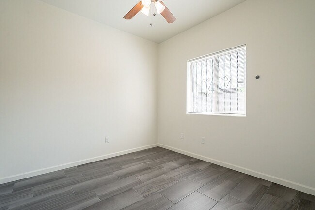 Building Photo - 436 N Euclid Ave