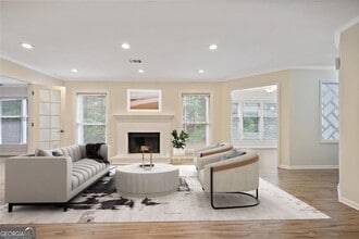 Building Photo - 911 Hollyfax Cir NE